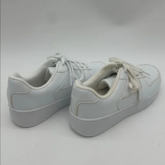 Time and Tru White Low Top Athletic Memory Foam Sneaker Shoes Women's - Size 8 - Picture 8 of 11